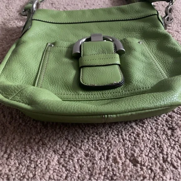 B. Makowsky Green Leather Crossbody Bag - Picture 6 of 16